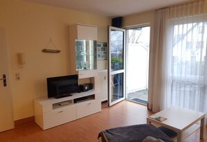 Strandhaus Lobbe Whg 5 + Terrasse – 2 Raumwohnung mit Terrasse
