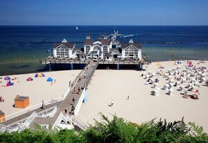 Haus Carl - Ferienwohnungen mit Kamin im Ostseebad Sellin – 62 Haus Carl - Ferienwohnung mit Kamin und Terrasse