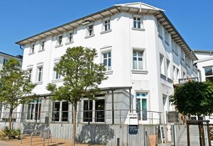 Appartementhaus mit Balkon 300 m bis zum Strand (HStr) – 09 schöne 2-Raum-Ferienwohnung mit Balkon