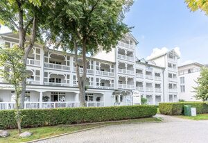 Aparthotel Binz Fewo 8 mit Ostseeblick, Balkon – Apartment 8