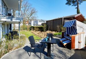Villa Düne 4 in Binz | Wohnung 01 | Dünengarten
