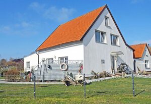 Ferienwohnung mit Gartenterrasse zum Reddevitzer Höft