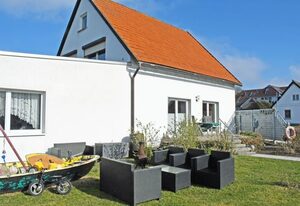 Ferienwohnung mit Gartenterrasse zum Reddevitzer Höft