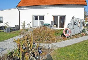 Ferienwohnung mit Gartenterrasse zum Reddevitzer Höft