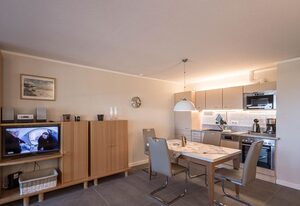 Ferienwohnung 4 im Seeschloss Binz - mit Meerblick