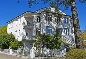 Selliner Ferienwohnungen nur 500 m bis zum Strand – 02 2-Raum-Ferienwohnung mit Terrasse
