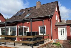 NEU! Ferienhaus 1 Ringelrobbe – Ferienhaus 1 mit Terrasse und Wintergarten