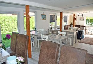 ruhig gelegenes Ferienhaus mit Kamin und Terasse