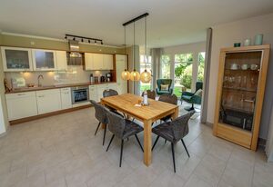 Reethaus StrandZeit in Lobbe | Haushälfte 1