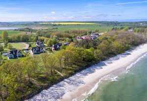 Reethaus StrandZeit in Lobbe | Haushälfte 1