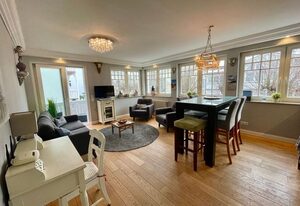 Villa Hansa, App. 4, 2 SZ, 2 Bäder, in Binz,  2 Balkone – App. mit 2 SZ u. 2 Bädern