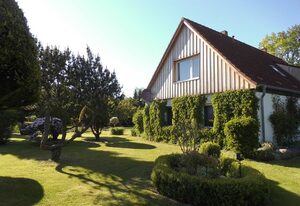 Bungalow und Ferienwohnung auf Rügen – Ferienhaus Sonnenschein