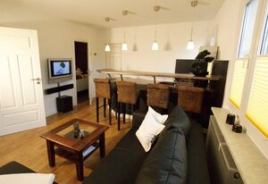 Ferienhaus Boddenhus - WLAN, 2 SZ, Garten - am Wasser