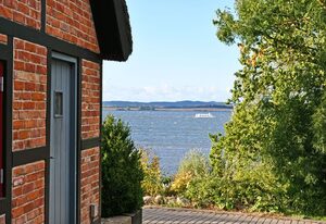 Haus am Höft in Gager mit Seeblick und Sauna – 04 Ferienwohnung Veilchen mit Seeblick