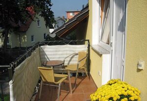 schöne Ferienwohnungen in Baabe auf Rügen – ***Ferienwohnung Lee mit Balkon*** / Fam. Dinda