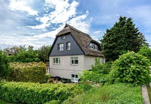 Ferienwohnungen und Zimmer in Göhren – Ferienzimmer Strandhafer