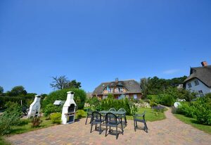 Reetdach-Ferienwohnungen 8 Kröning – 8a Reet-Hausteil  Sonnenkliff OG 3 Schlafzi.