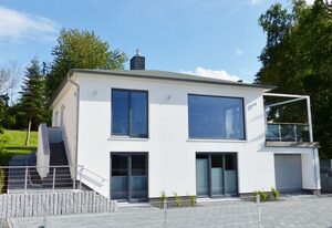 Ferienvilla mit Panoramablick auf den Schmachter See – Elegante Ferienvilla