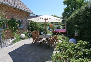 CSP: Appartementhaus Lütt Matten mit 2 Wohnungen – Ferienwohnung Lütt Matten 02 mit Süd/Westbalkon