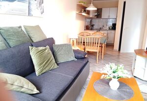 Ferienwohnung Morgensonne im 1.OG mit Balkon – 2 Raum Wohnung 421