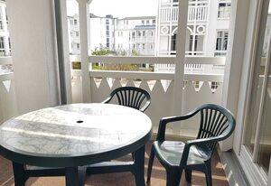 Ferienwohnung Morgensonne im 1.OG mit Balkon – 2 Raum Wohnung 421