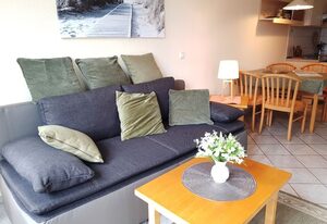 Ferienwohnung Morgensonne im 1.OG mit Balkon – 2 Raum Wohnung 421