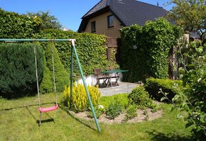 Ferienhaus mit Terrasse und Garten