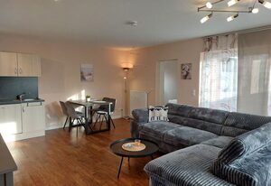 Haus Köhler – Ferienwohnung für 6 Personen in Kurparknähe mit Sauna und Garten und Wintergarten