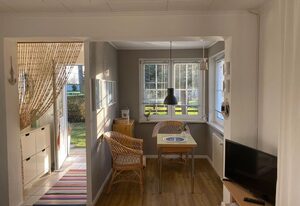 Ostseemöwe – Strandnaher, lichtdurchfluteter Bungalow für zwei Personen mit WLAN
