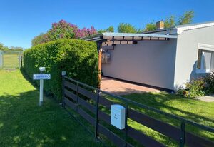 Ostseemöwe – Strandnaher, lichtdurchfluteter Bungalow für zwei Personen mit WLAN