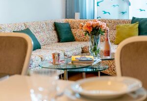 Viktory  mit Schwimmbad und Sauna – Moderne Ferienwohnung in Westerland: Perfekt für Ihren Nordseeurlaub!
