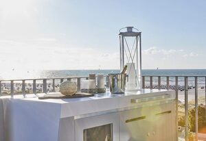 Baltic Hideaway Beach Hotel Warnemünde - Sky Suite mit Dachterrasse und Meerblick-Whirlpool