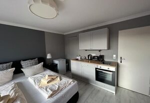 Strönwai – Perfekt zum Sonnenbaden oder auf das Ferienleben der Strandstraße hinabzuschauen