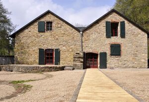 Taverne Nettersheim – 4-Bett-Gästezimmer in der Taverne