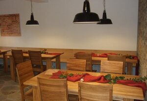 Taverne Nettersheim – 4-Bett-Gästezimmer in der Taverne