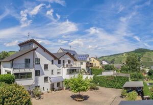 Gästehaus Weingut-Destillerie Herbert Zisch – Ferienwohnung