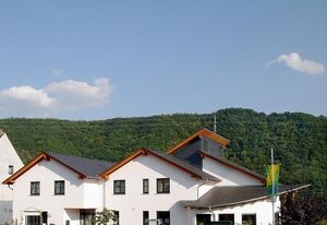 Gästehaus Weingut-Destillerie Herbert Zisch – Ferienwohnung