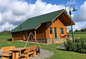 Eifelholzhaus Onkel Fritz mit Sauna und Whirlwanne - dein Wohlfühlort in der Eifel