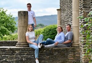 Ferienweingut Kreuz-Bauer – Doppelzimmer "Sonnenuntergang"