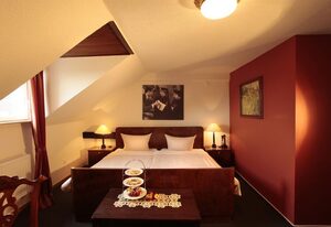 EIFELkrimihotel – Einzelzimmer, Krimithemenzimmer