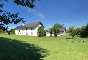 Ferienhaus Zum Mühlbachtal – 6-Bett-Ferienhaus, 2x Dusche/WC, Terrasse