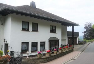 Vulkaneifel-Ferienwohnungen am Felsenpfad – 5-Bett-Ferienwohnung Charlie