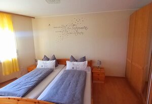 Eifel Urlaub mit Hunden Ferienhaus Schwalbennest Schalkenmehren