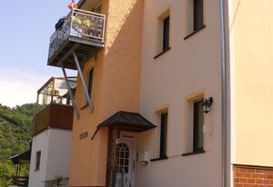Ferienwohnung u. Pension Maria Schmitz – 4-Bett-Ferienwohnung Tal
