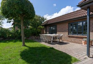 Beach Bungalow Sylt 1 – Willkommen in Ihrem privaten Paradies inmitten der Dünenlandschaft von Rantum!