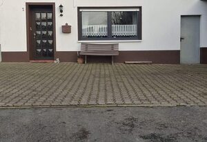 Ferienhaus am Rad- und Wanderweg – Ferienhaus, Bad, WC, 4 Schlafräume