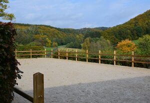 Landgut Pfauenhof – Ferienwohnung Spatzennest