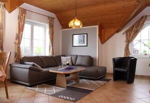 Ferienwohnungen Heck – 5-Bett-Ferienwohnung Dusche/WC mit Balkon