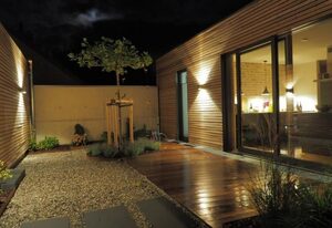 Exklusives Ferienhaus mit Terrasse und Garten