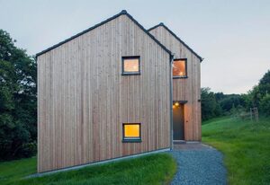 Moderner Holzhausneubau in der Eifel
